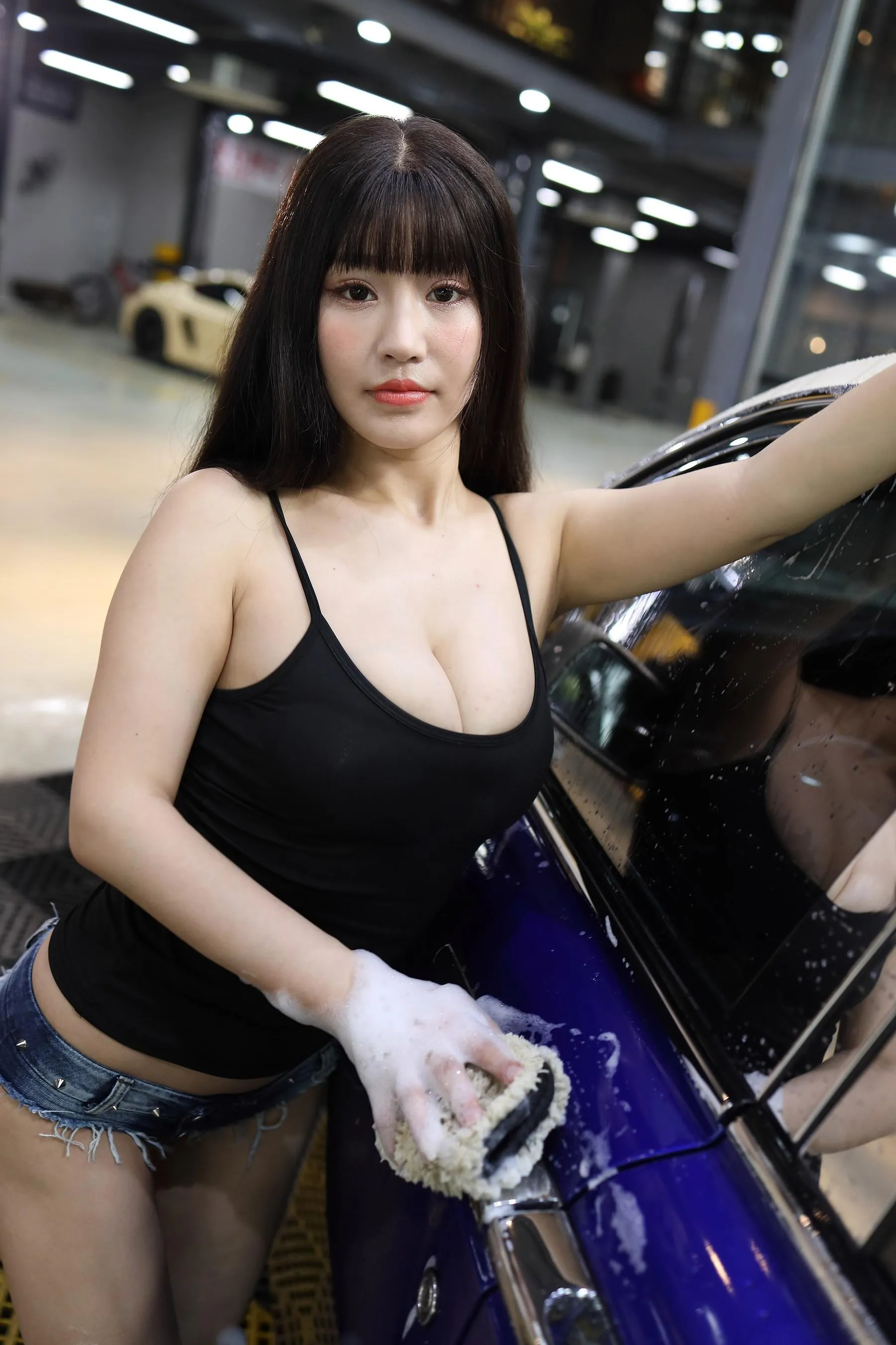 魔镜街拍 NO.173 “称职”的女洗车工 [425P]插图5